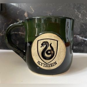 SLYTHERIN POTTERY MUG